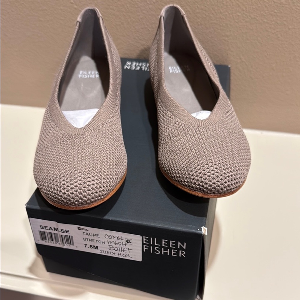 Eileen Fisher Taupe Suede Wedge Ballet Flats - Picture 4 of 6